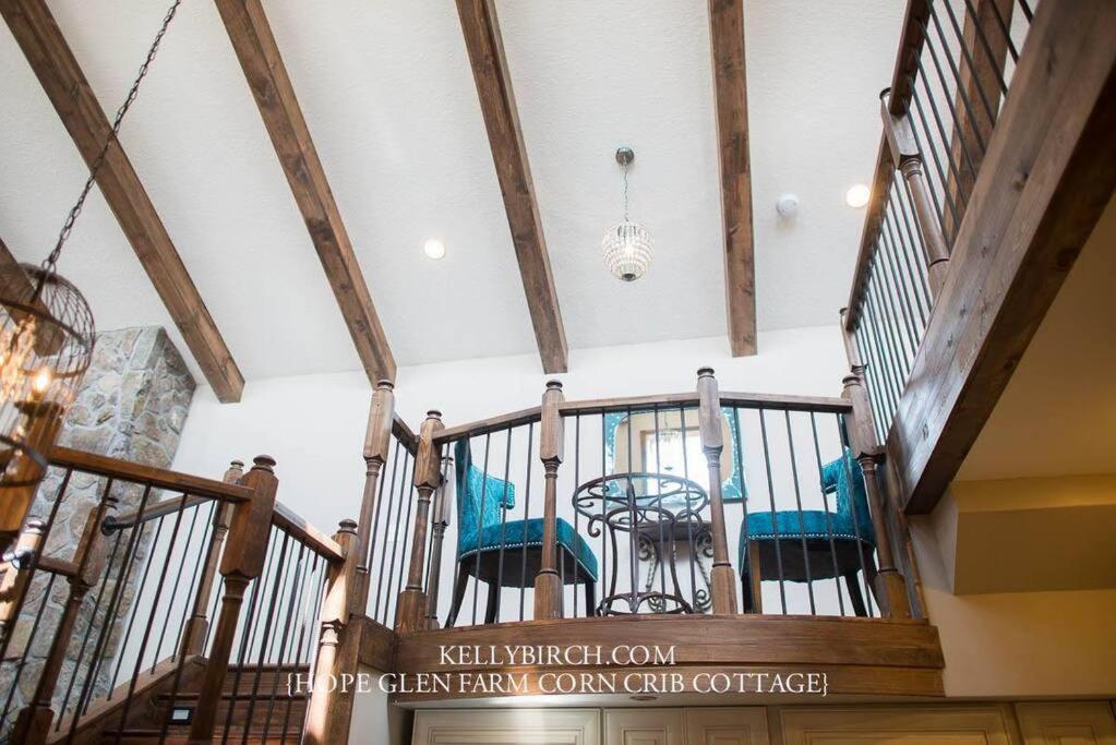Corn Crib Cottage Barn And Villa At Hope Glen Farm Cottage Grove Esterno foto